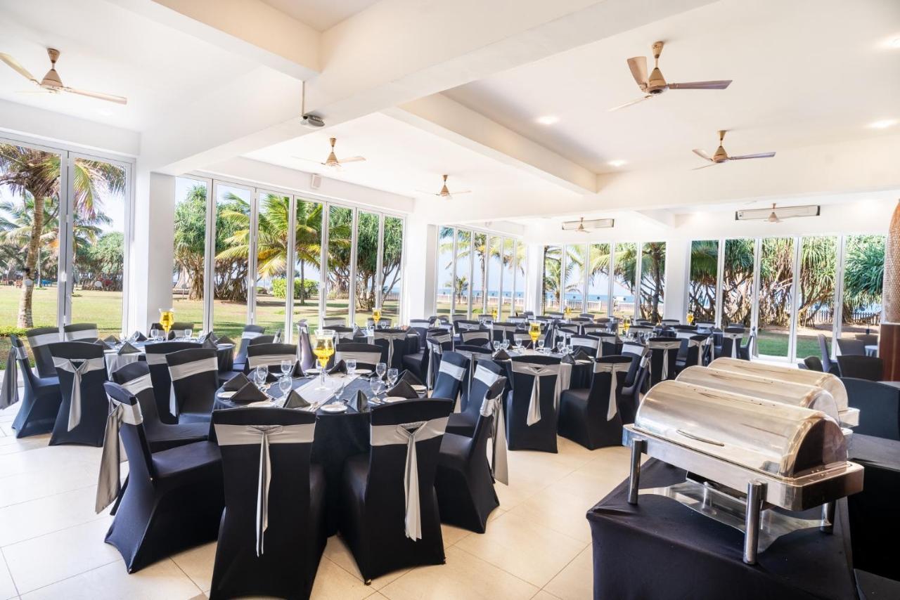 Citrus Waskaduwa Hotel Bentota Kültér fotó
